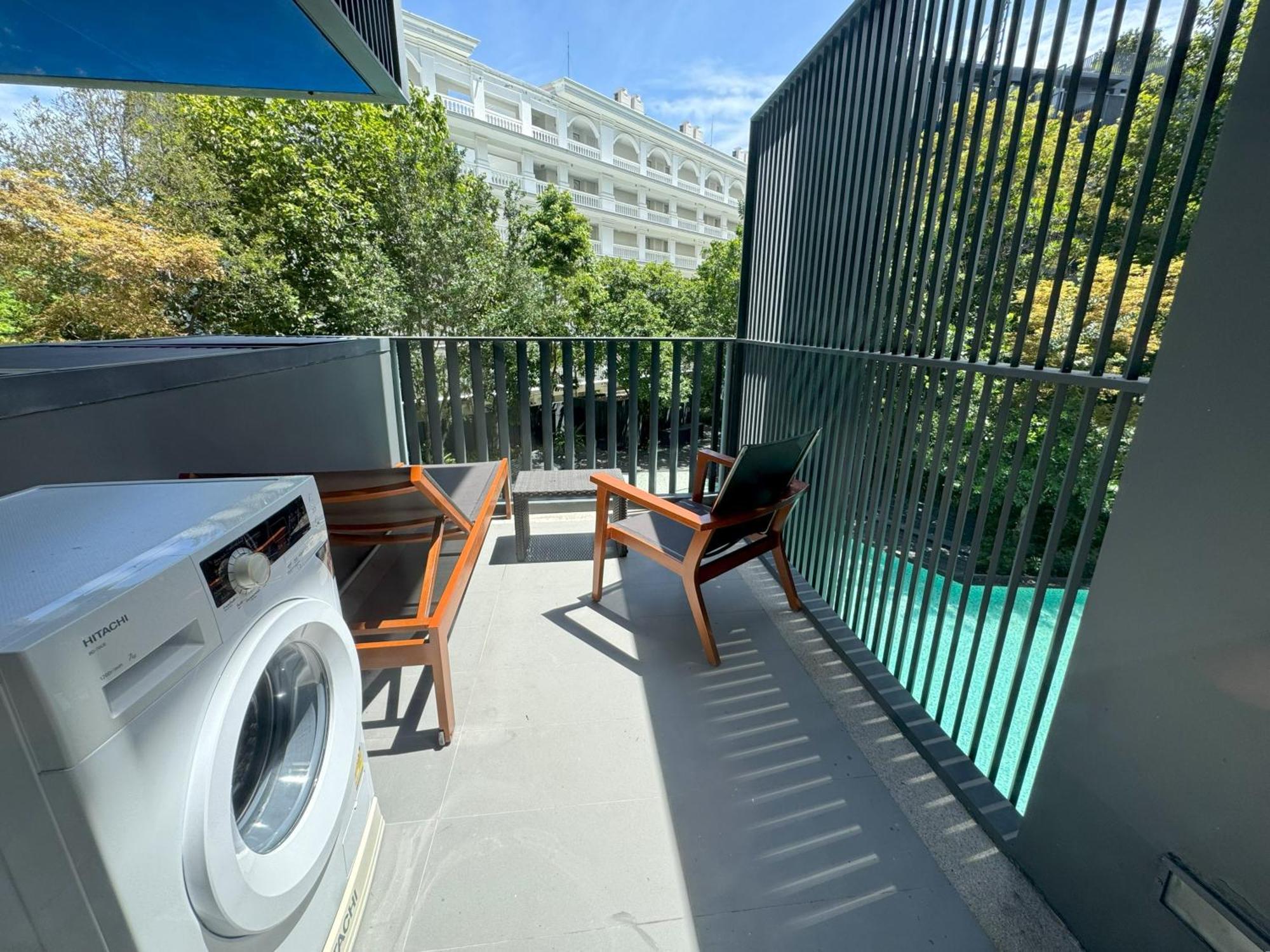 The Deck Condominium By Lofty Patong Kültér fotó