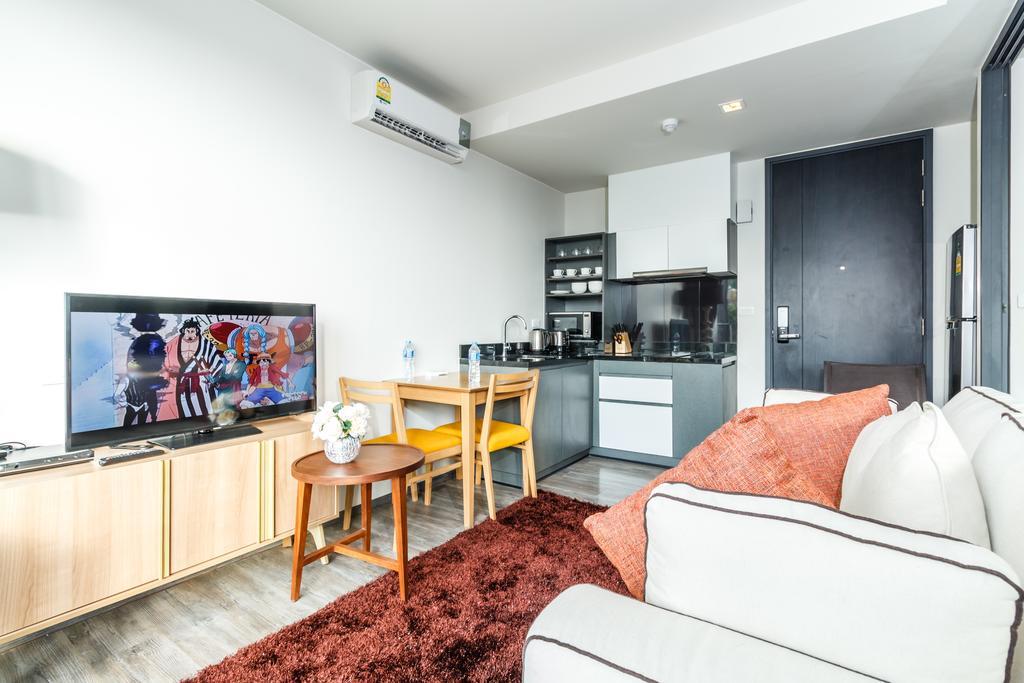 The Deck Condominium By Lofty Patong Kültér fotó